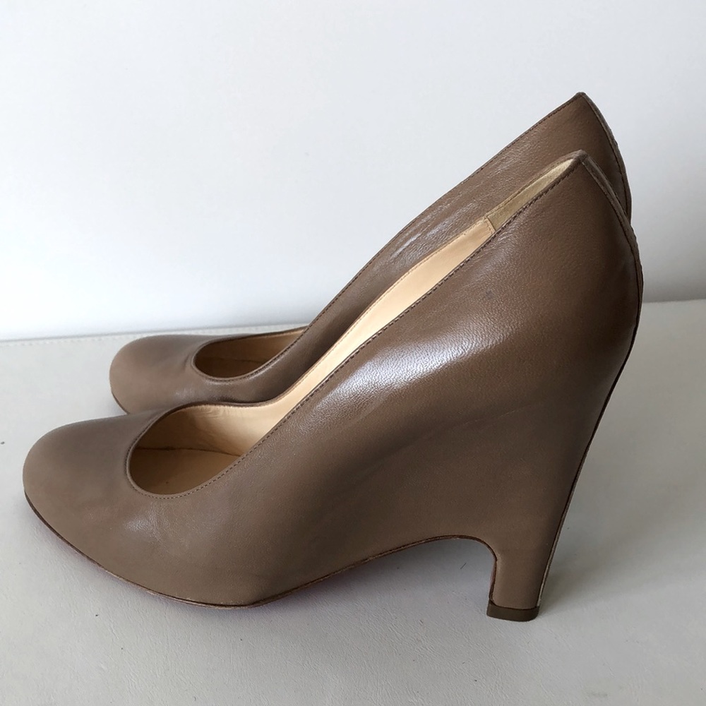 🎉HPx2🎉Christin Louboutin leather wedges
